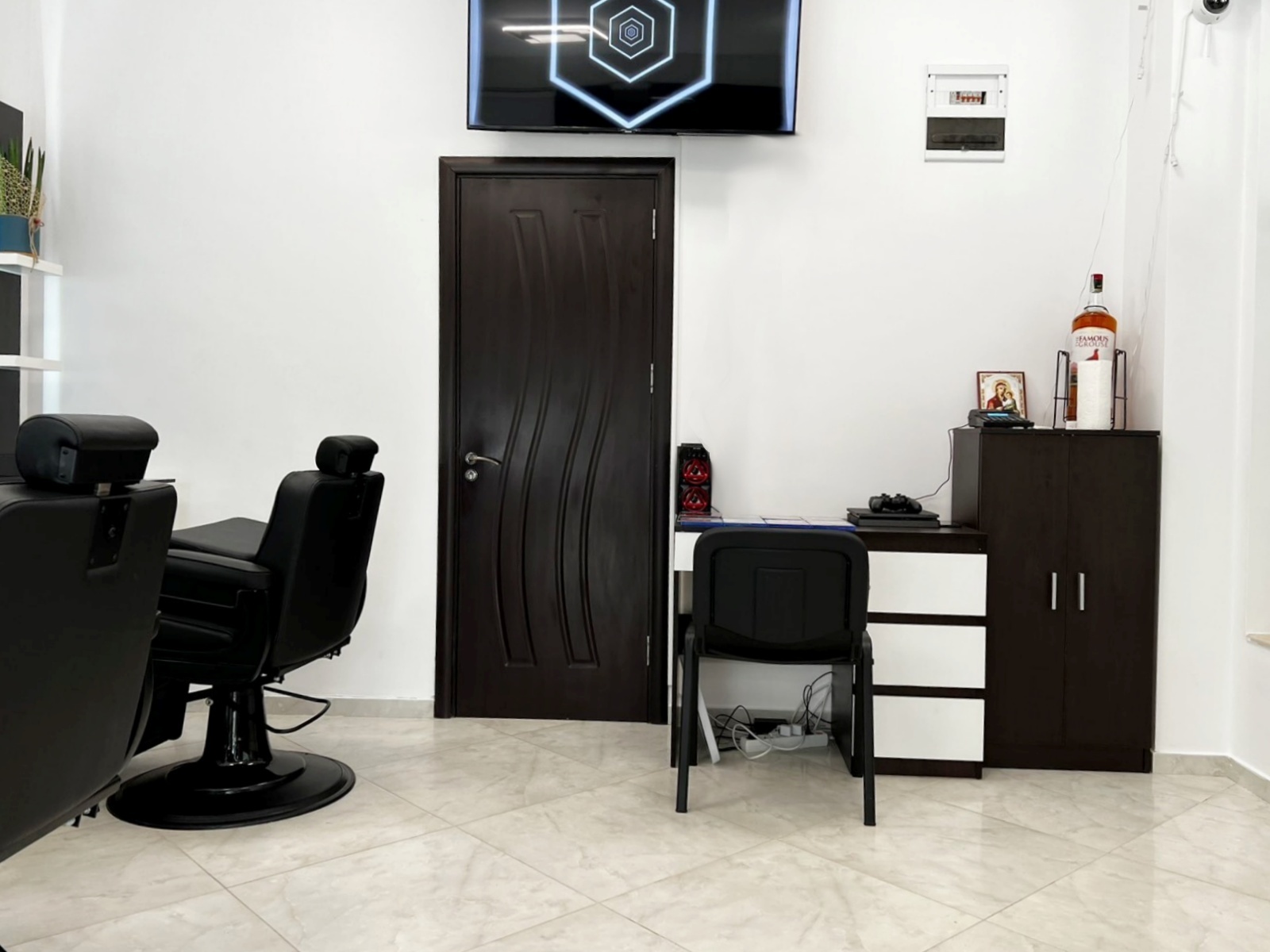 office image 2