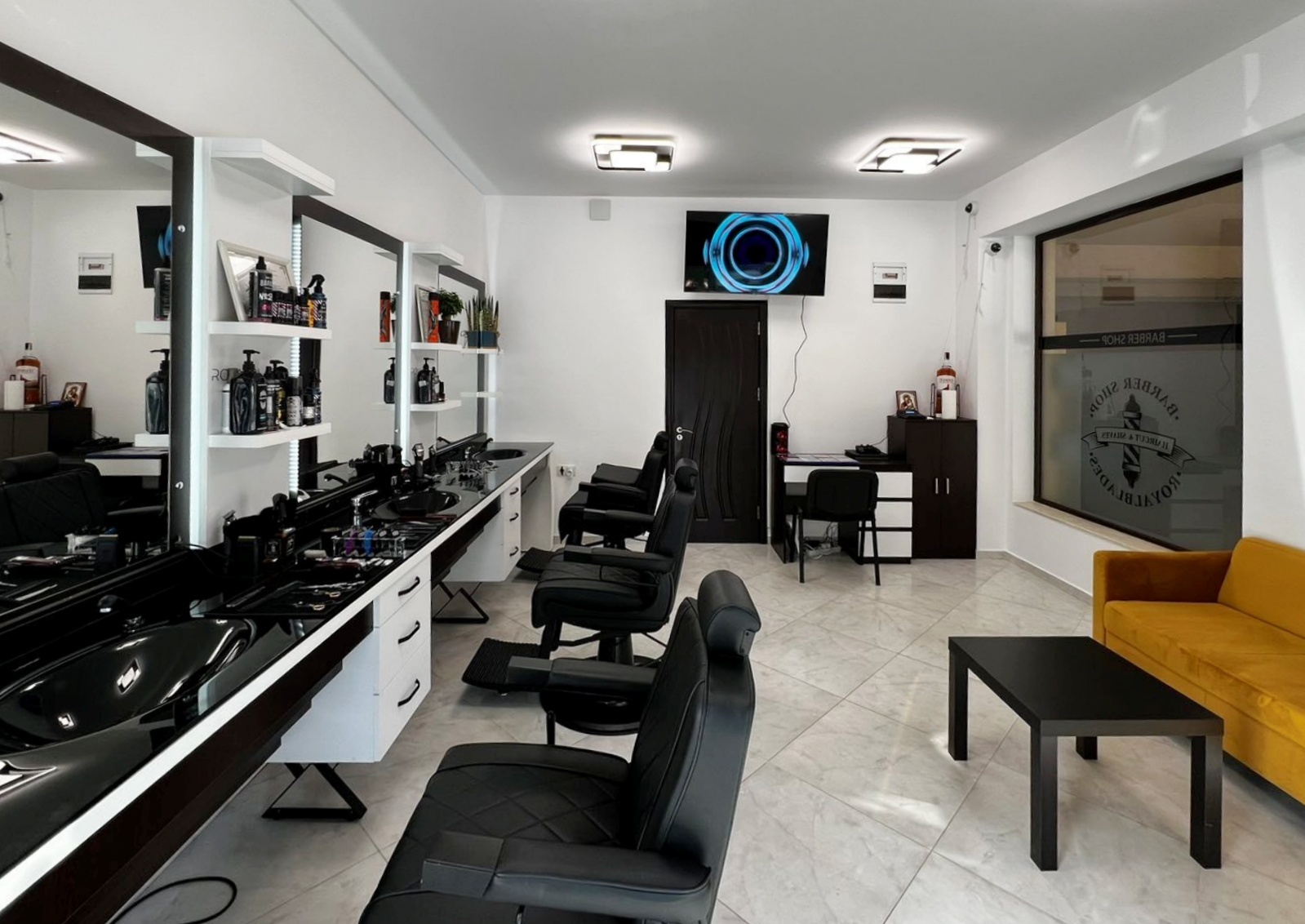 office image 3